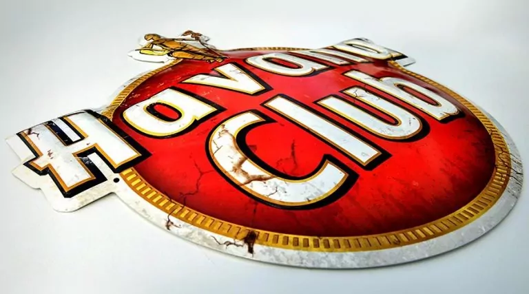 Plaques en aluminium